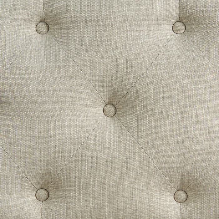 Maddox - Corner With Three Pillows - Beige