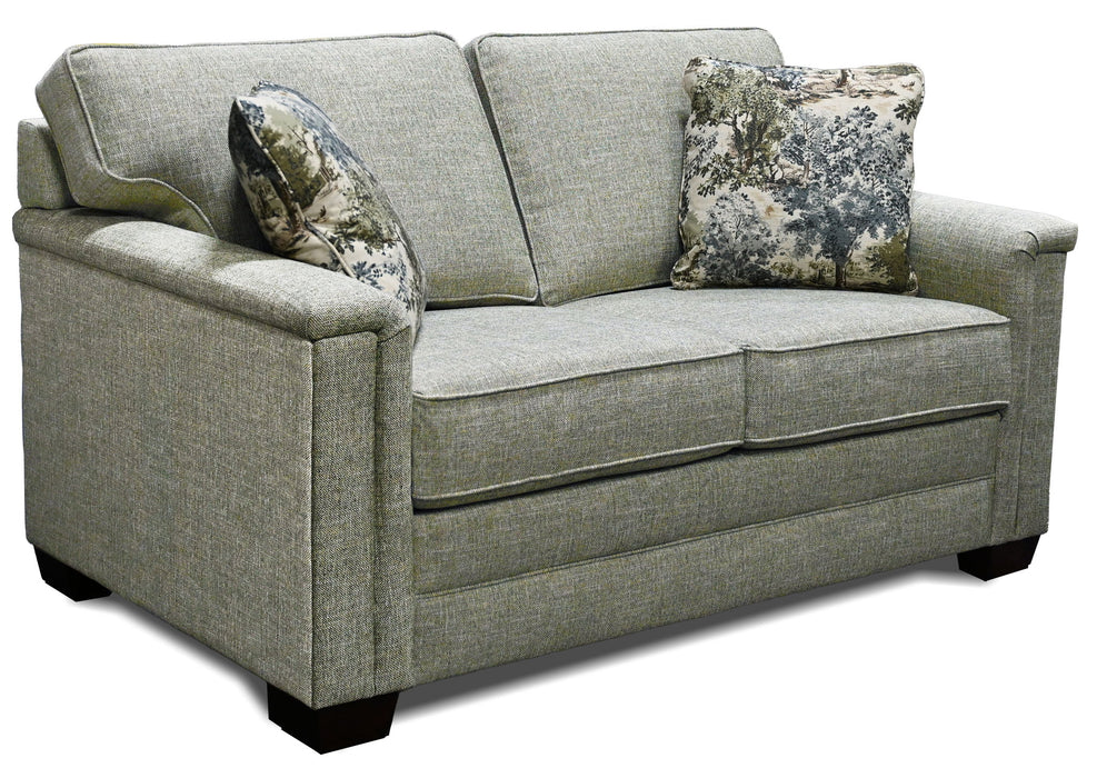 Lincoln - Loveseat With Nails