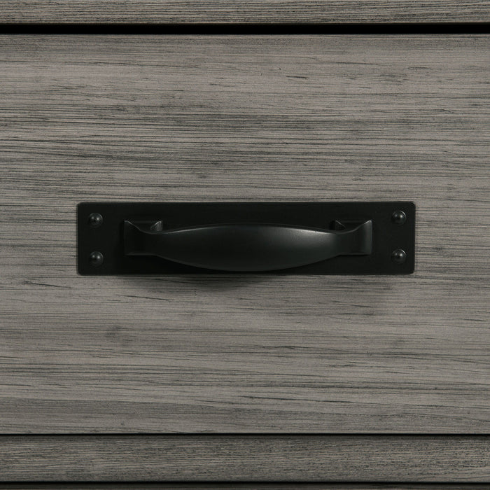 Wade - 7-Drawer Dresser