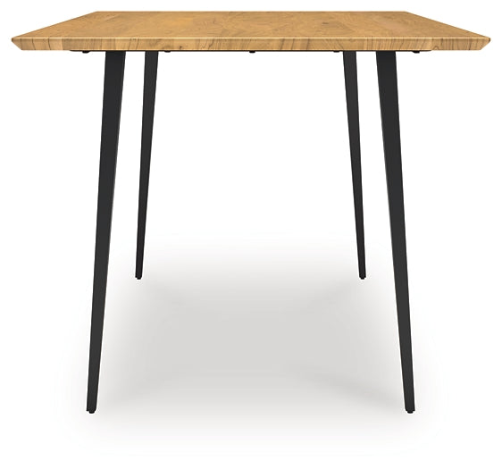 Gretlynn Rectangular Dining Room Table