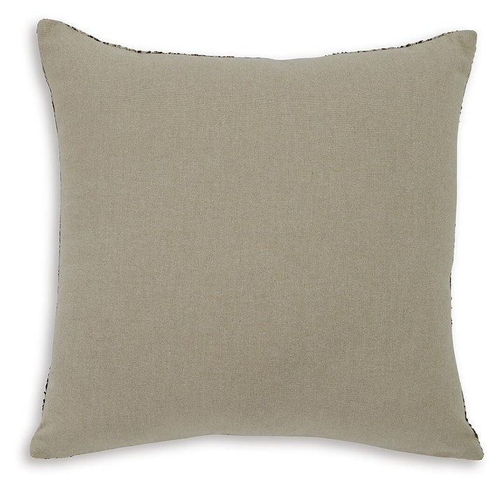 Jayner Pillow