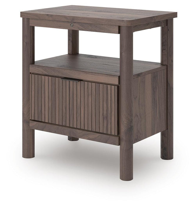 Pamytta Full Panel Platform Bed, Dresser, Mirror and Nightstand