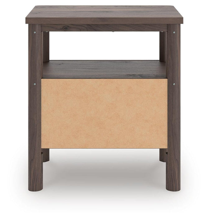 Cadmori Queen Panel Platform Bed, Dresser, Mirror, Chest and Nightstand