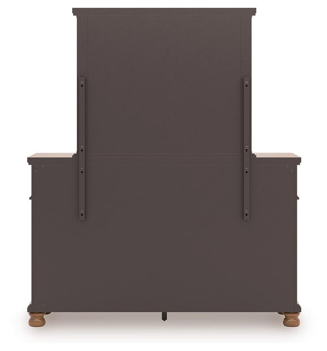 Chadworth King Poster Bed with Mirrored Dresser